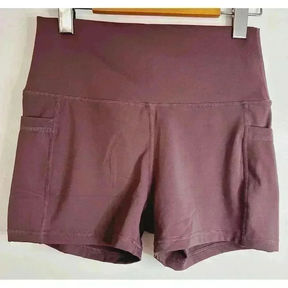 BNWT Smoothfeel Short Shorts with Pockets in Purple Size  Large - Picture 1 of 11